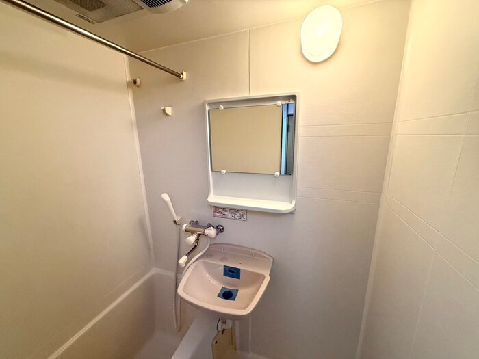 ディナスティ福島(604)の物件内観写真