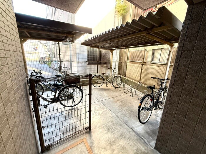 ディナスティ福島(604)の物件外観写真