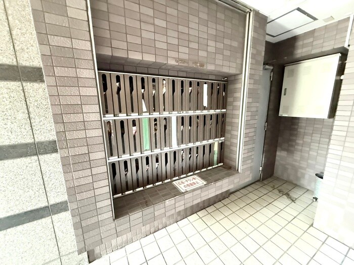 ディナスティ福島(604)の物件外観写真