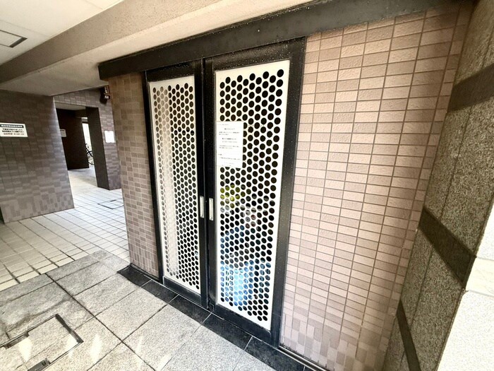 ディナスティ福島(604)の物件外観写真