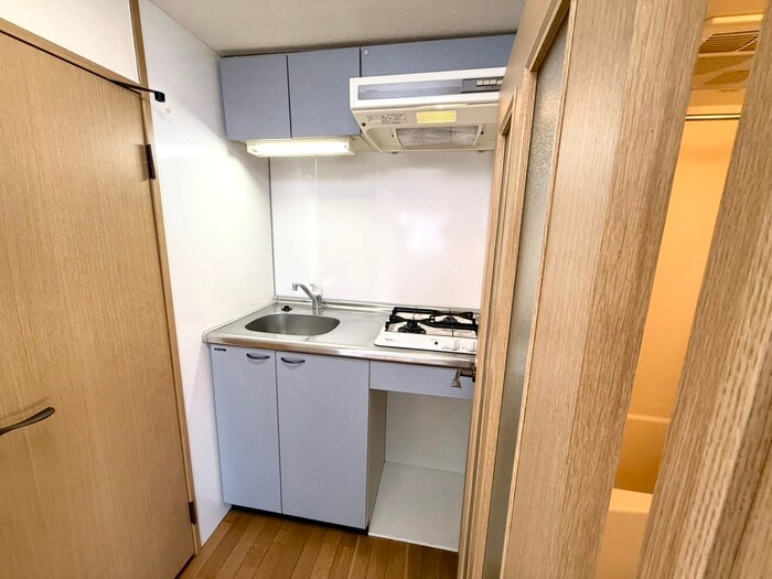 ディナスティ福島(604)の物件内観写真