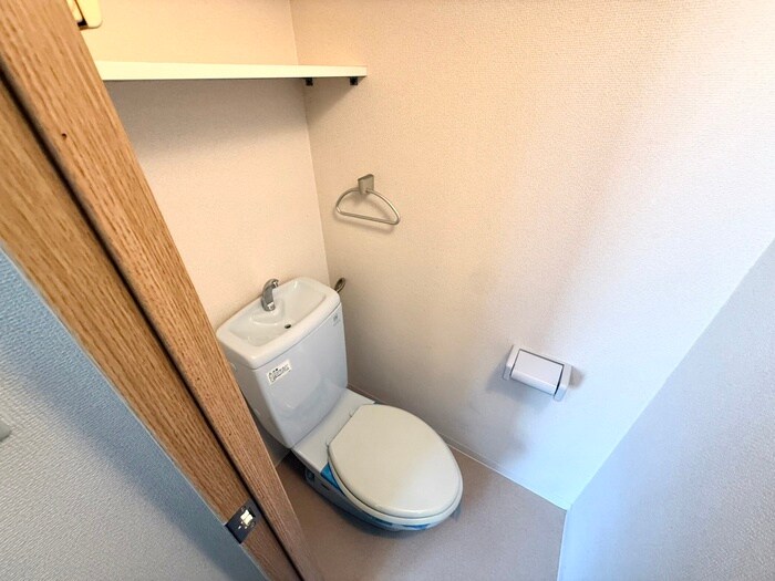 ディナスティ福島(604)の物件内観写真