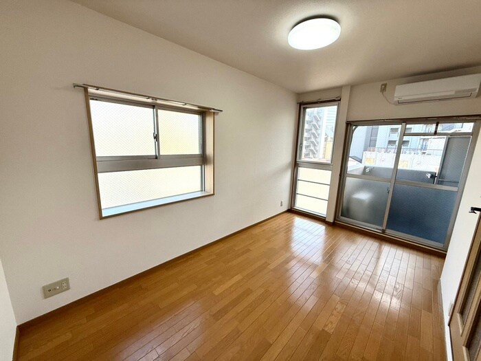 ディナスティ福島(604)の物件内観写真