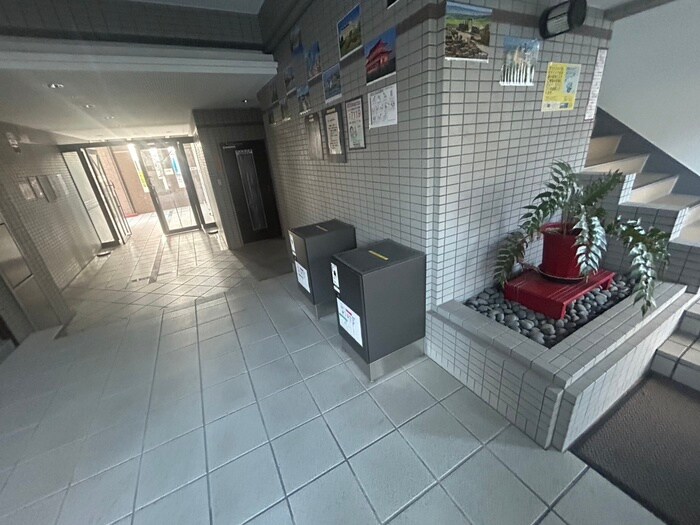 リバ－サイド箕面の物件外観写真