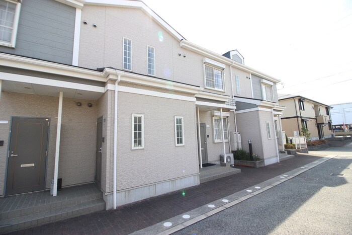 ソレア－ドの物件外観写真