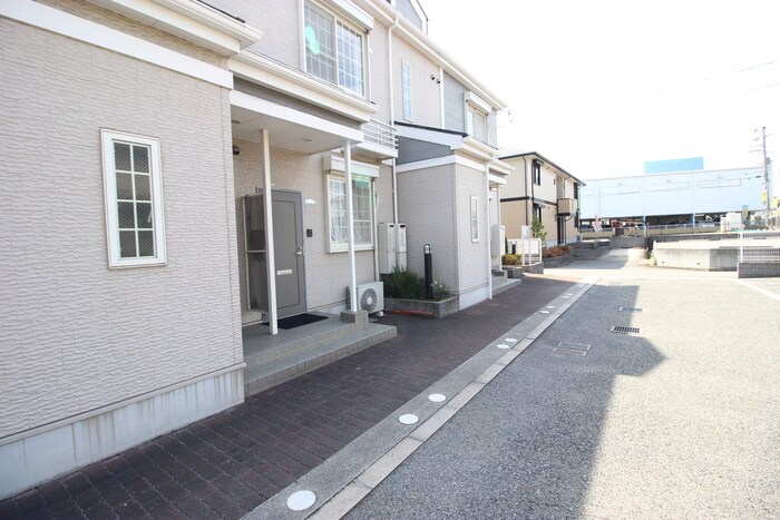 ソレア－ドの物件外観写真