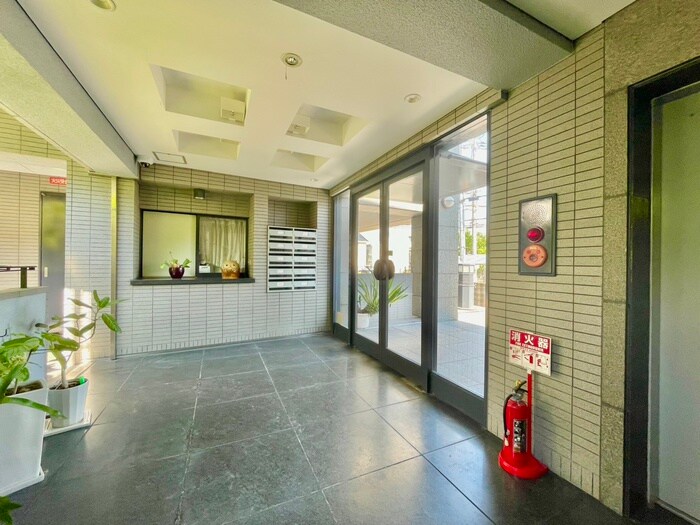 ラセ－ヌ豊中の物件外観写真