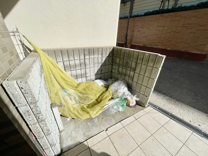 ルミエール深江の物件外観写真