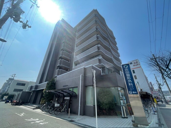 クレストサンシェルの物件外観写真