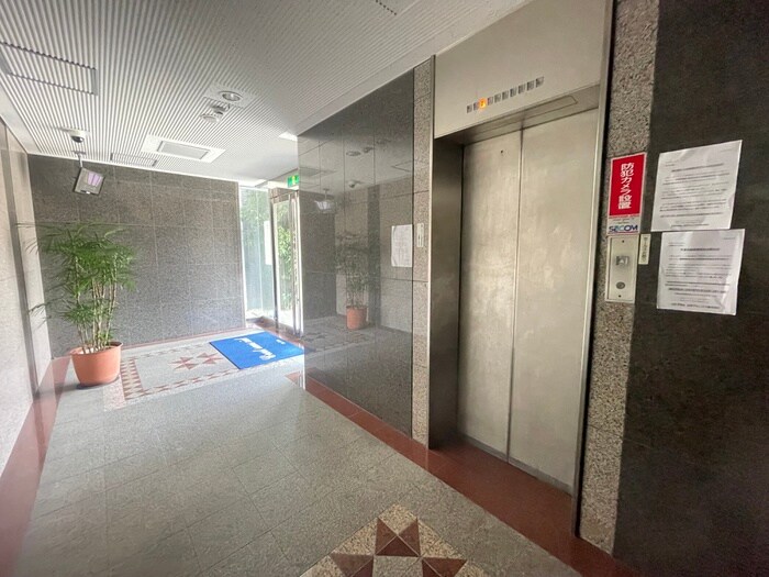 クレストサンシェルの物件外観写真