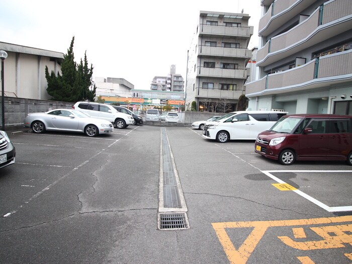 クレストサンシェルの物件外観写真