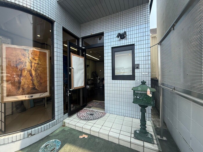 久世里ノ西店舗付き住宅の物件外観写真