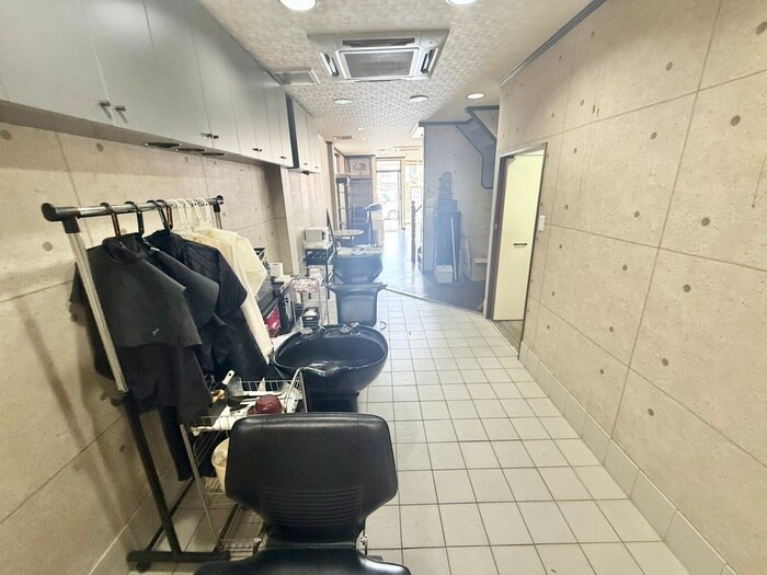 久世里ノ西店舗付き住宅の物件内観写真