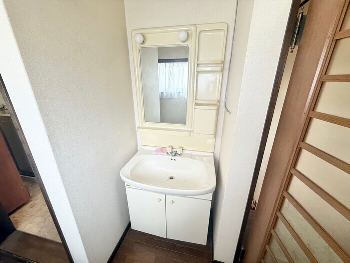 久世里ノ西店舗付き住宅の物件内観写真