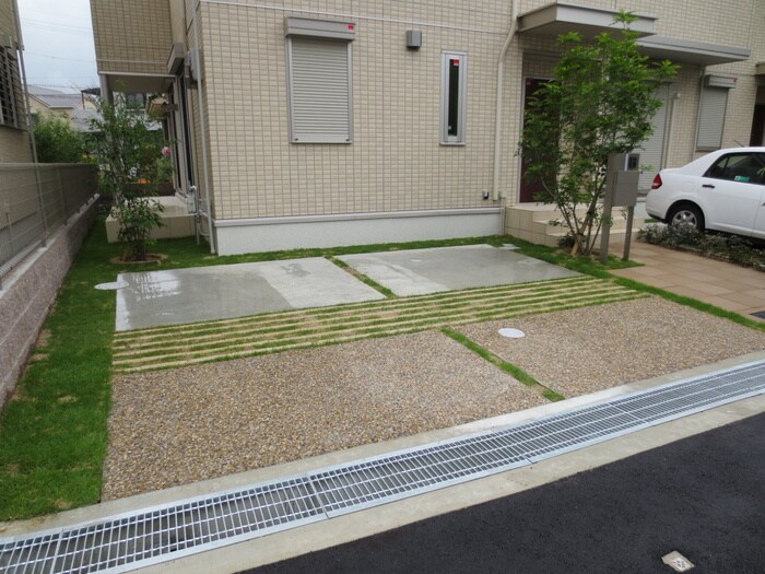 エスタ－テ箕面の物件外観写真