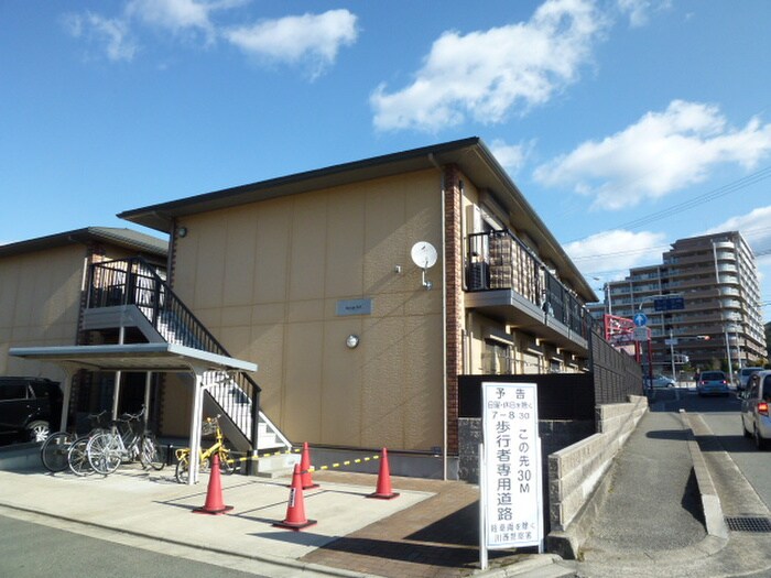 フェリ－チェヒルＣ棟の物件外観写真