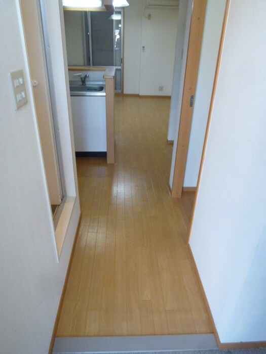 フェリ－チェヒルＣ棟の物件内観写真