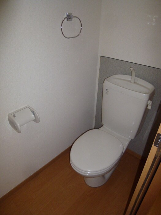 フェリ－チェヒルＣ棟の物件内観写真