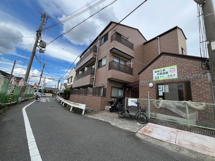 プログレス小山の物件外観写真