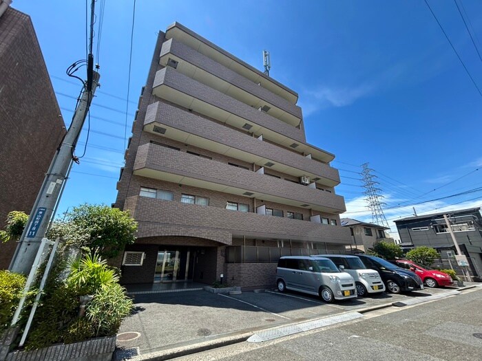 ベストレジデンス青山の物件外観写真