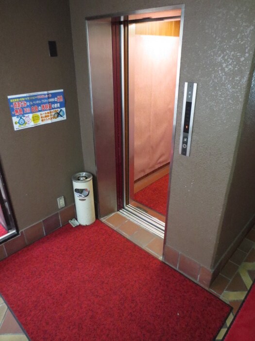 フロイデン 北大路の物件外観写真