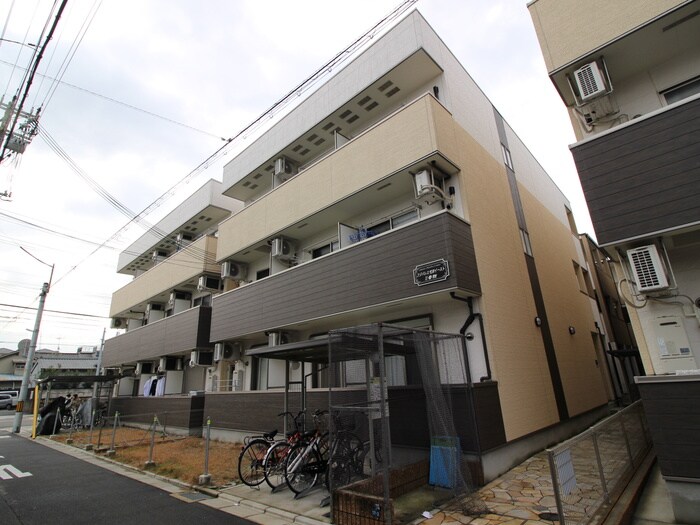 フジパレス吹田イ－ストⅡ番館の物件外観写真