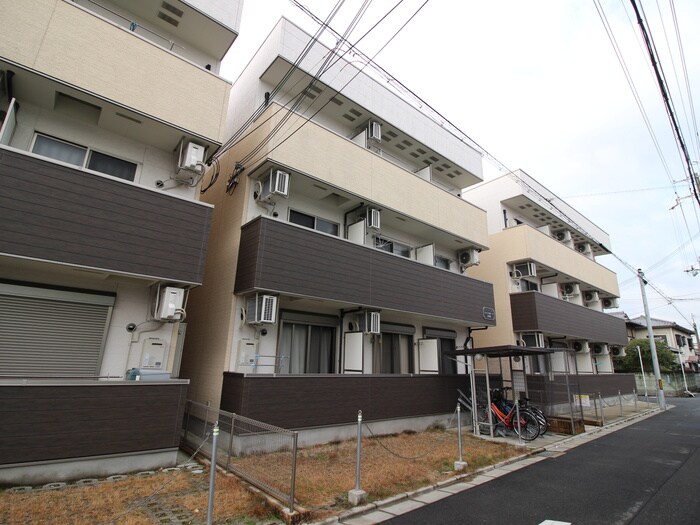 フジパレス吹田イ－ストⅡ番館の物件外観写真