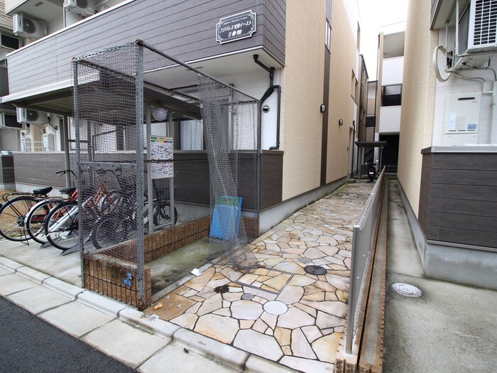 フジパレス吹田イ－ストⅡ番館の物件外観写真