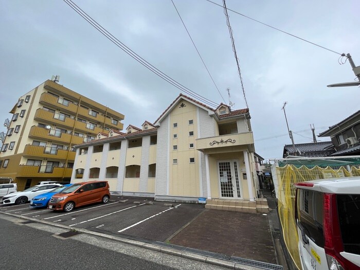 スマイルⅡ番館の物件外観写真