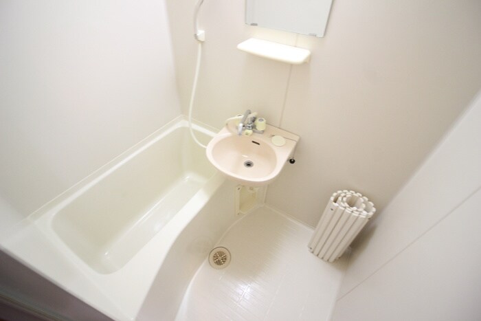 ロイヤルコ－ト神戸岡本の物件内観写真