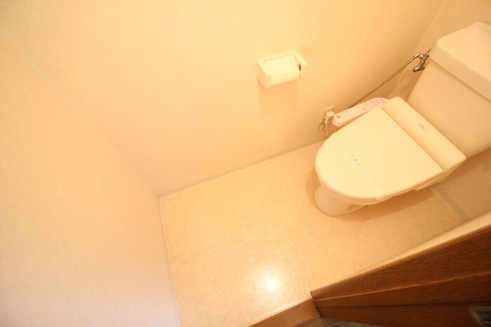 ロイヤルコ－ト神戸岡本の物件内観写真