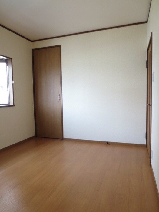 ヤマキヨハイツの物件内観写真