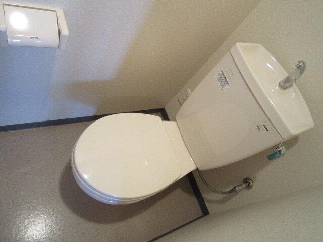 リュストル平野の物件内観写真