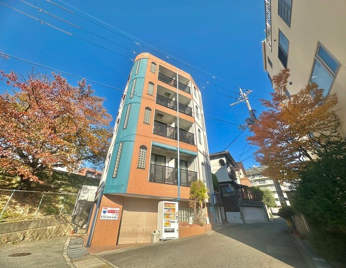 アムール親王塚の物件外観写真