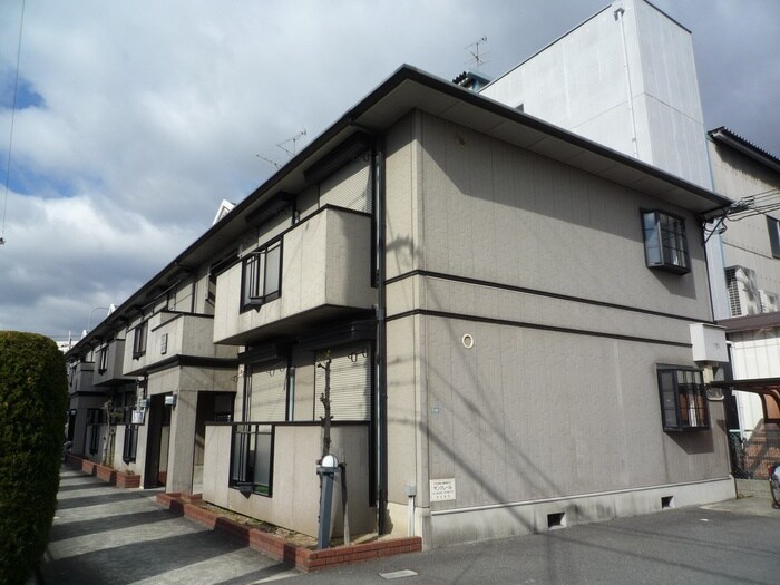 サンクレールの物件外観写真