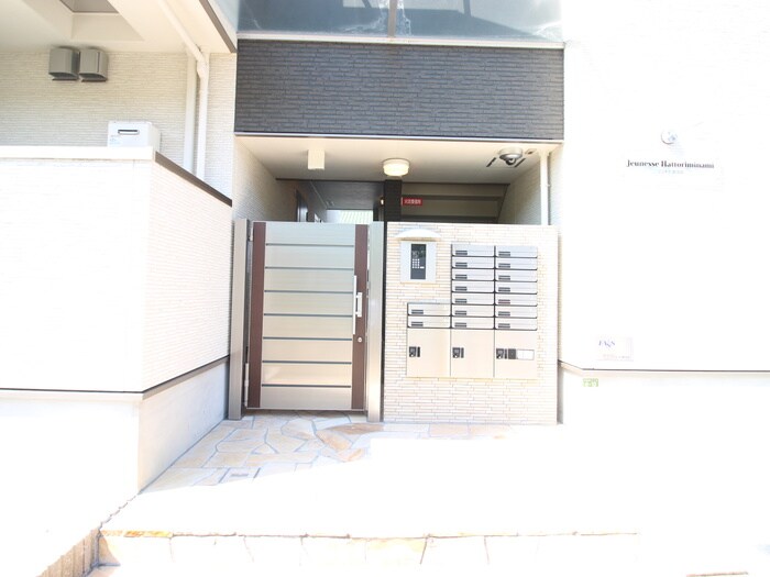 ジュネス服部南の物件外観写真