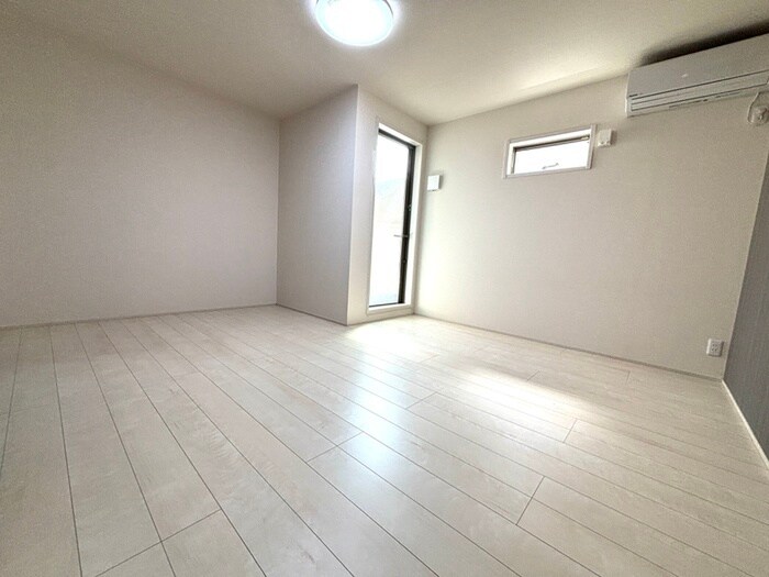 ジュネス服部南の物件内観写真