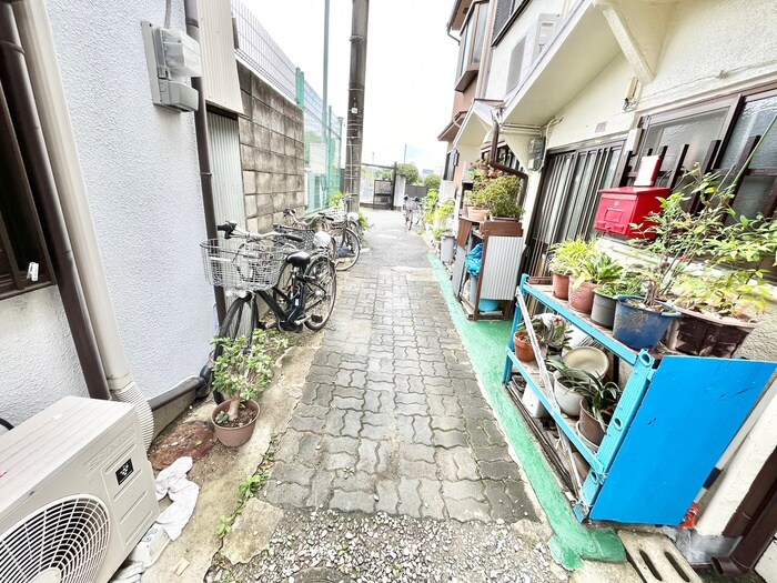 蛍池南町２丁目貸家の物件外観写真