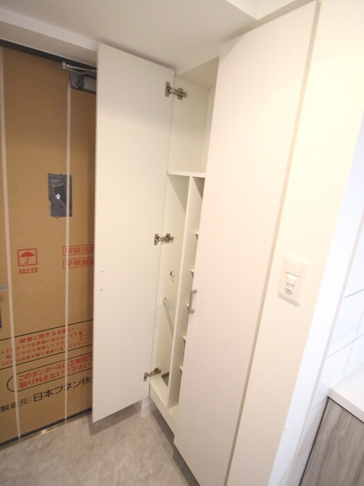 ｴｽﾘｰﾄﾞﾚｼﾞﾃﾞﾝｽ新大阪ﾌﾟﾗｲﾑの物件内観写真