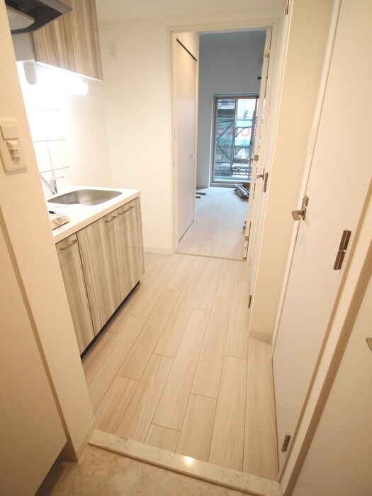 ｴｽﾘｰﾄﾞﾚｼﾞﾃﾞﾝｽ新大阪ﾌﾟﾗｲﾑの物件内観写真