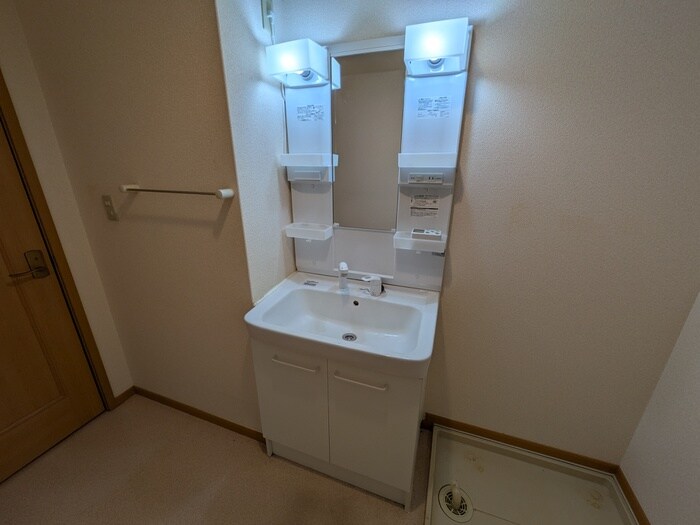 ドゥ－ソレ－ルⅠの物件内観写真