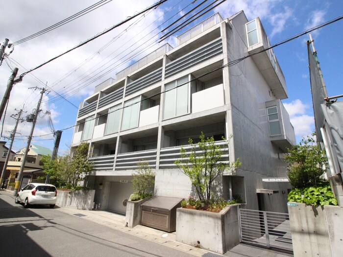 夙川フラットの物件外観写真