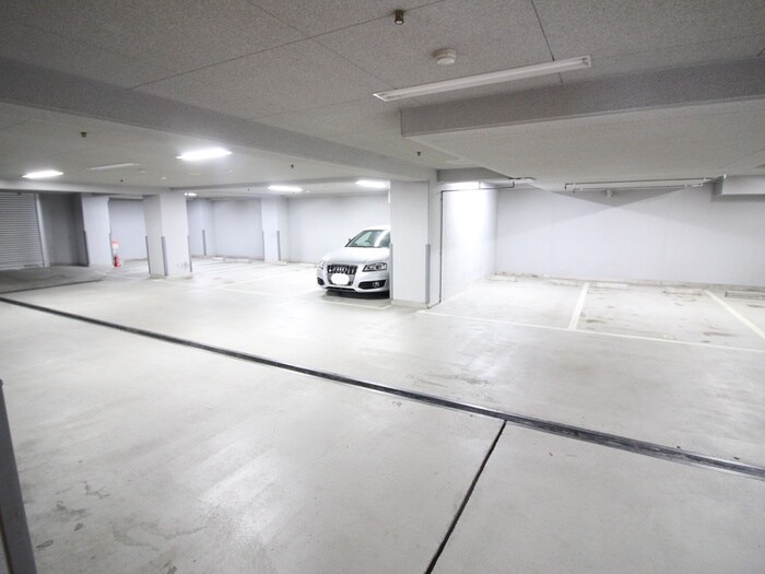 夙川フラットの物件外観写真