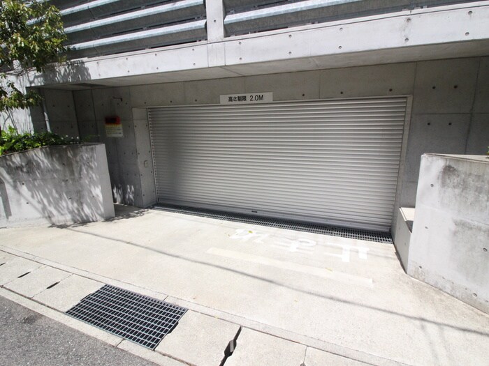 夙川フラットの物件外観写真