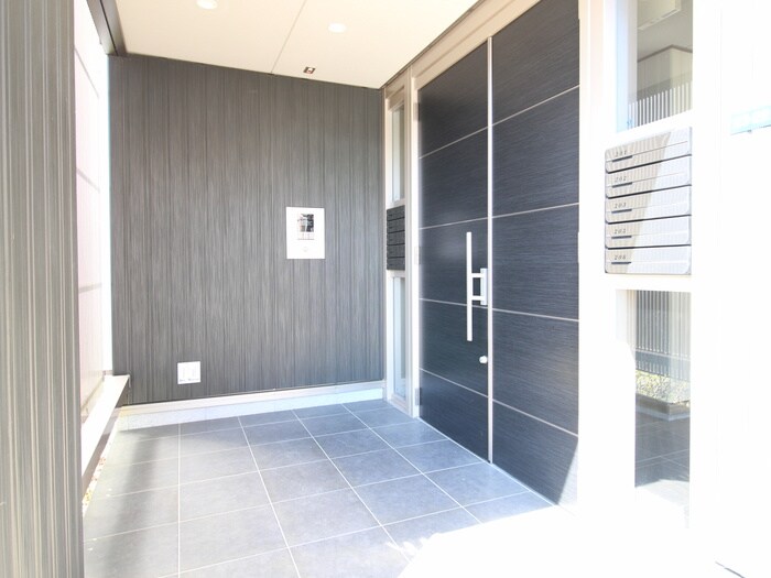 カスカードリヴィエールの物件外観写真