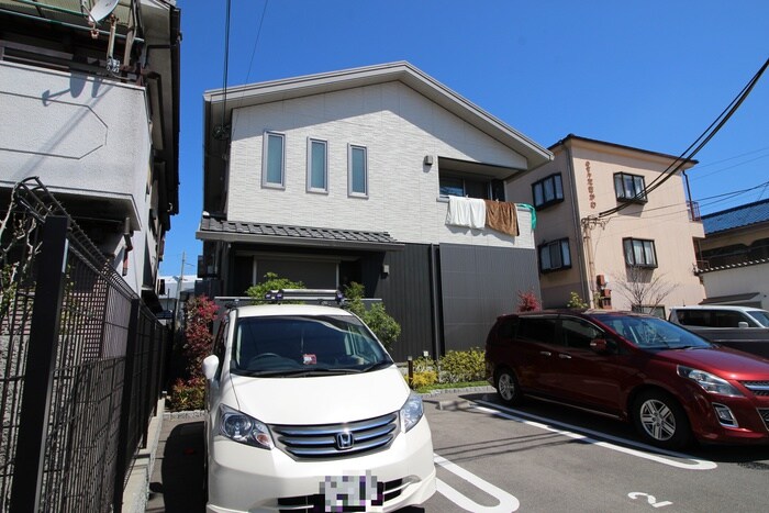 カスカードリヴィエールの物件外観写真