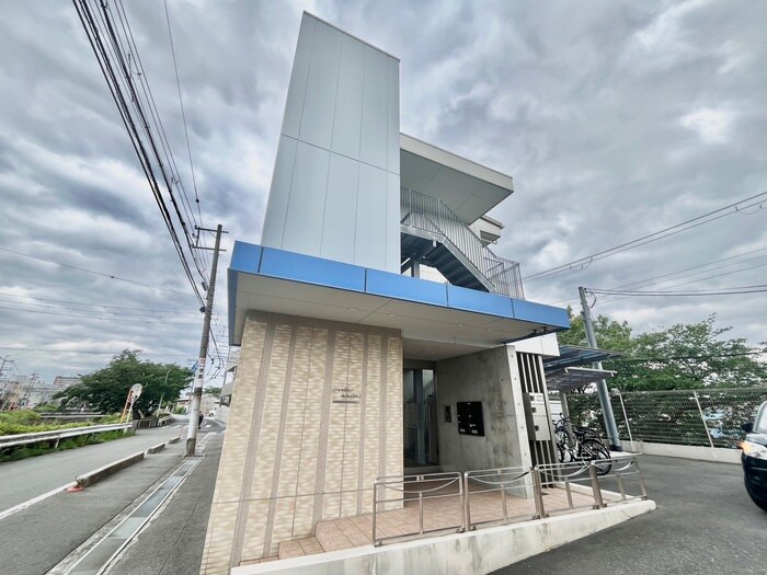 グランドール　モンシェリーの物件外観写真