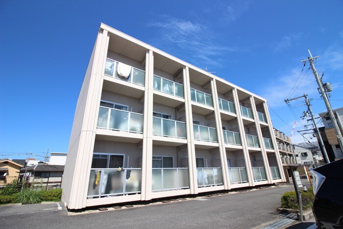 フェアエスト岡町の物件外観写真