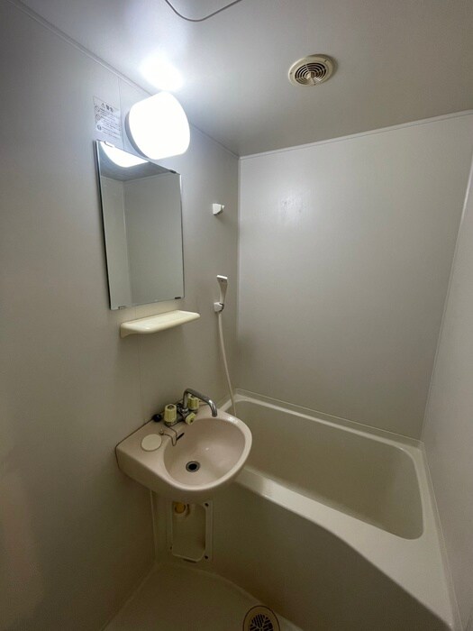 フェアエスト岡町の物件内観写真