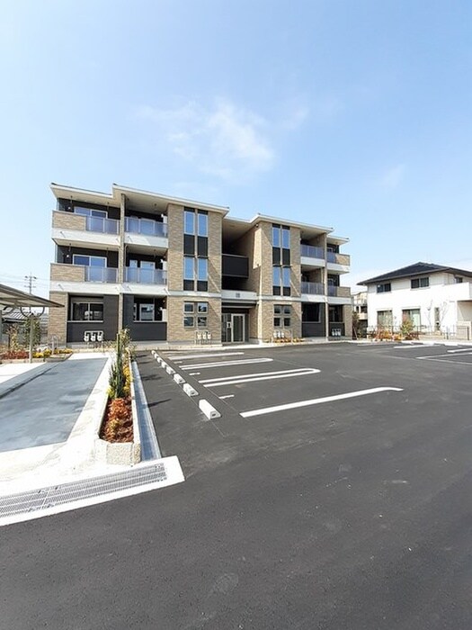 ミッテ　１号館の物件外観写真